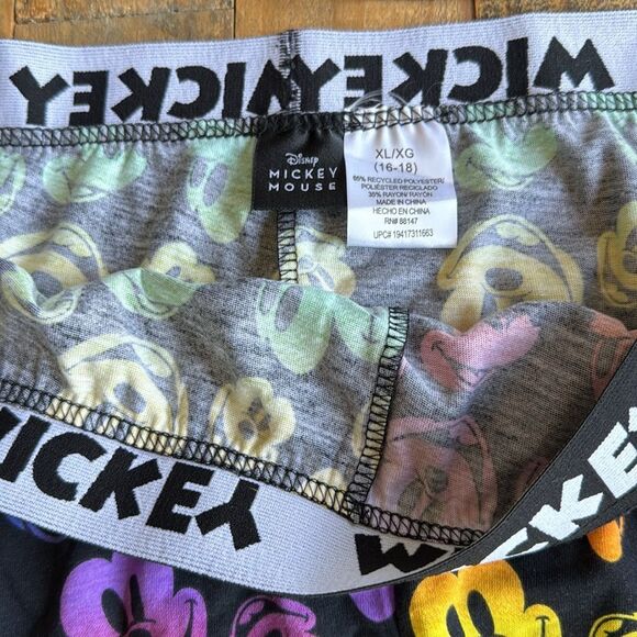 Disney Mickey Mouse 3 Piece Set XL(16-18) Unisex PJ Set - Picture 5 of 5